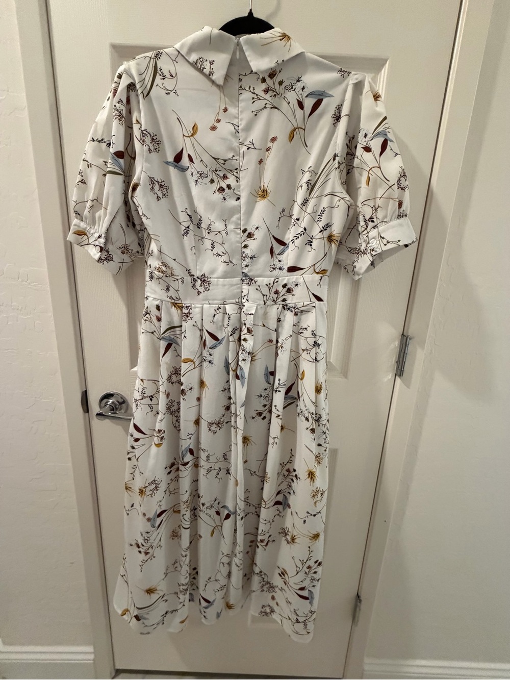 Ivy City Co White Botanical Shirt Midi Dress - Picture 5 of 7